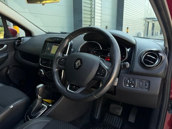 Used Renault Clio 2017 for sale - 79520312: Photo