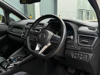 Used Nissan Leaf 2021 for sale - 79414021: Photo