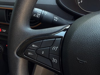 Used Dacia Sandero Stepway 2021 for sale - 79496529: Photo