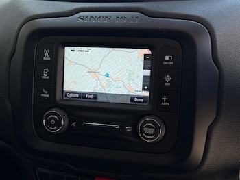 Used Jeep Renegade 2018 for sale - 79426718: Photo