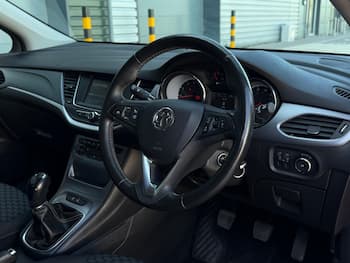 Used Vauxhall Astra 2017 for sale - 79621076: Photo