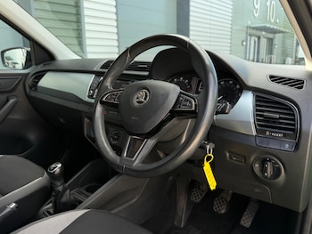 Used Skoda Fabia 2017 for sale - 79426163: Photo