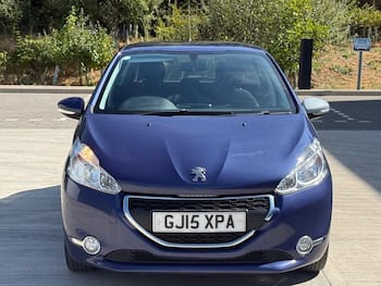 Used Peugeot 208 2015 for sale - 79634700: Photo