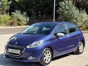 Used Peugeot 208 2015 for sale - 79634700: Photo