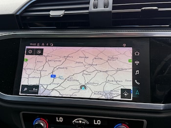Used Audi Q3 2021 for sale - 79414000: Photo