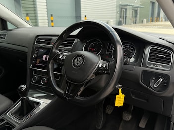 Used Volkswagen Golf 2018 for sale - 79414019: Photo