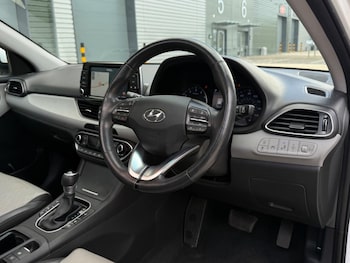 Used Hyundai i30 2018 for sale - 79564896: Photo