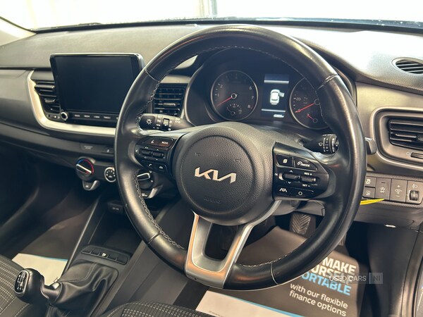 Used Kia Stonic 2022 for sale - 76327570: Photo 14