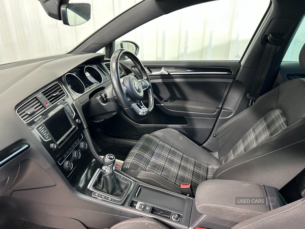 Used Volkswagen Golf 2017 for sale - 76433593: Photo 14