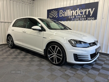 Used Volkswagen Golf 2017 for sale - 76433593: Photo