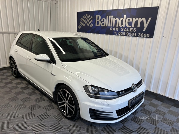 Used Volkswagen Golf 2017 for sale - 76433593: Photo 2