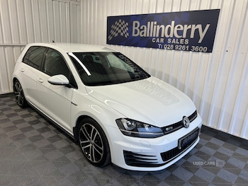 Used Volkswagen Golf 2017 for sale - 76433593: Photo