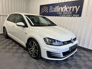 Used Volkswagen Golf 2017 for sale - 76433593: Photo