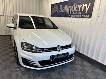 Used Volkswagen Golf 2017 for sale - 76433593: Photo
