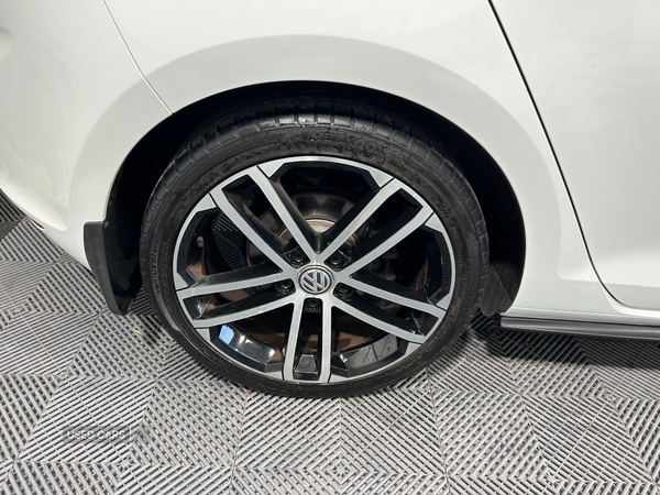 Used Volkswagen Golf 2017 for sale - 76433593: Photo 9