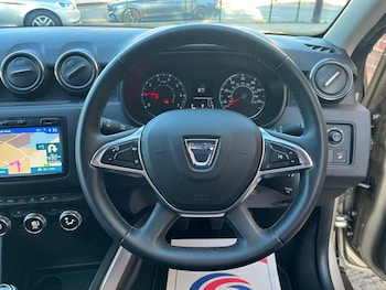 Used Dacia Duster 2018 for sale - 76164481: Photo 3