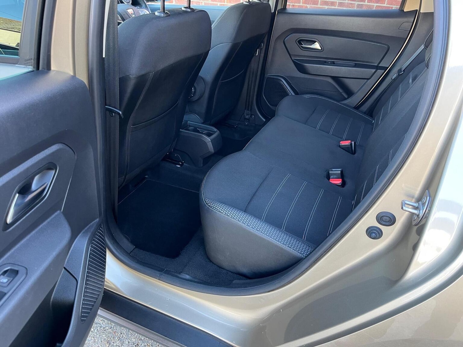 Used Dacia Duster 2018 for sale - 76164481: Photo 67