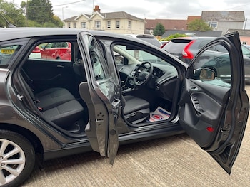 Used Ford Focus 2018 for sale - 75594304: Photo