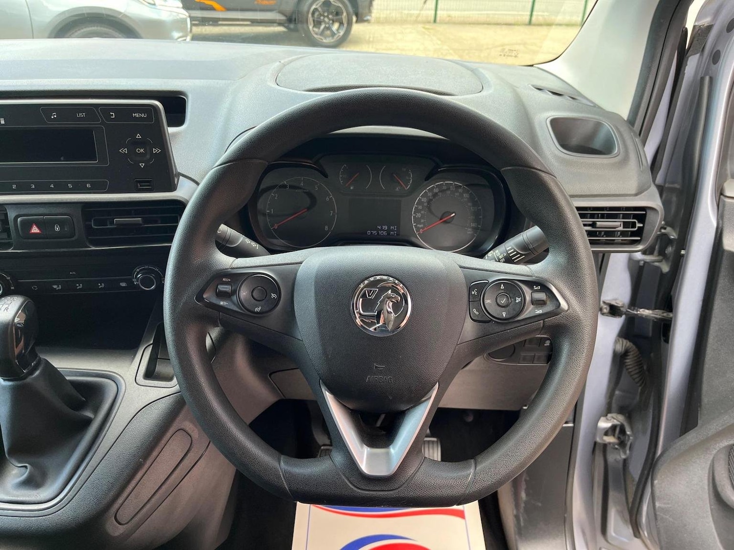 Vehicle 29