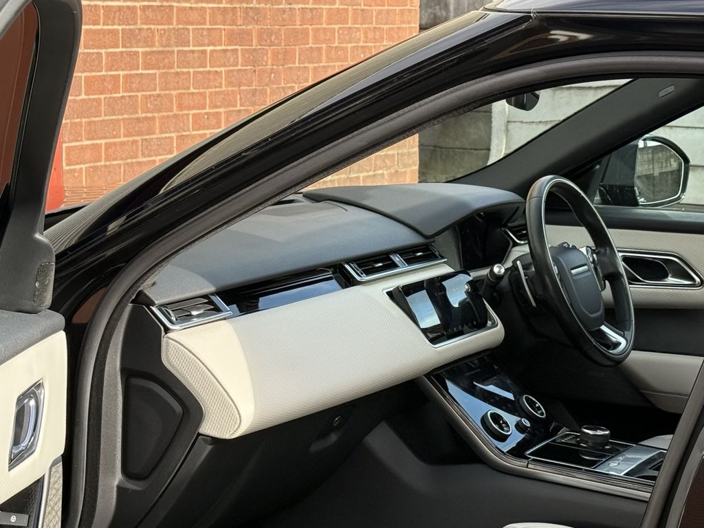 Used Land Rover Range Rover Velar 2017 for sale - 76698081: Photo 12