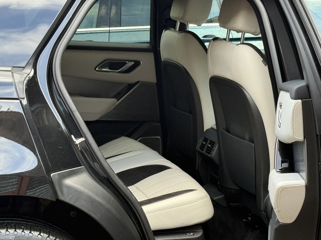 Used Land Rover Range Rover Velar 2017 for sale - 76698081: Photo 18