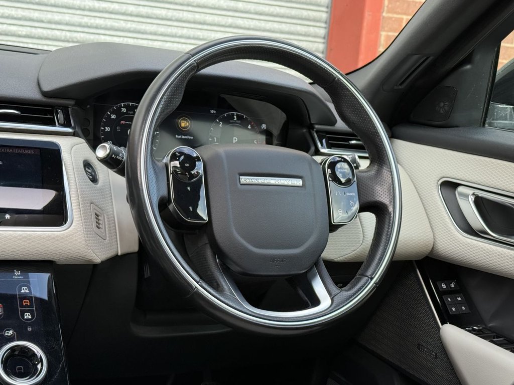 Used Land Rover Range Rover Velar 2017 for sale - 76698081: Photo 26