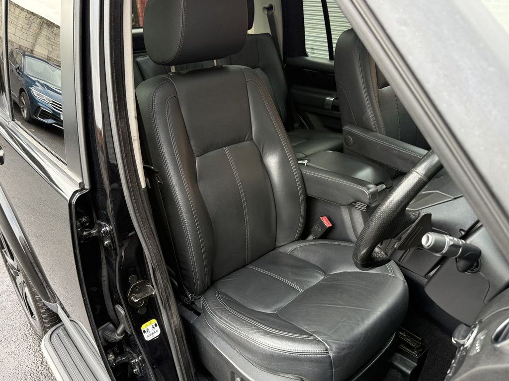 Used Land Rover Discovery 2014 for sale - 76698067: Photo 22