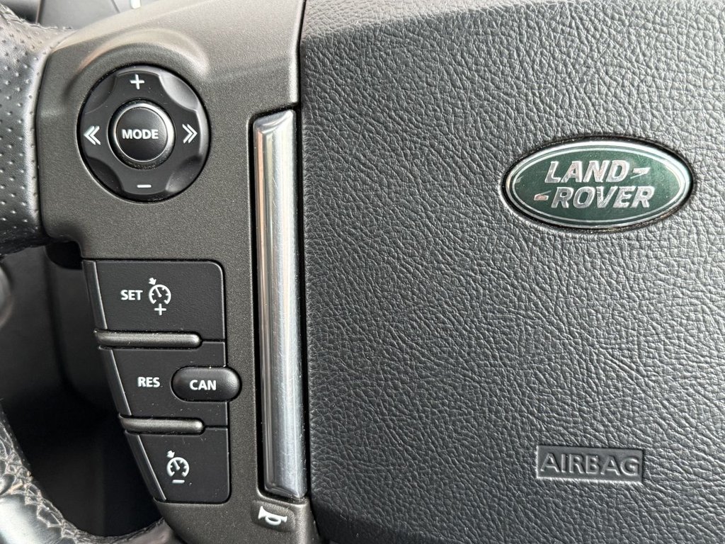 Used Land Rover Discovery 2014 for sale - 76698067: Photo 37