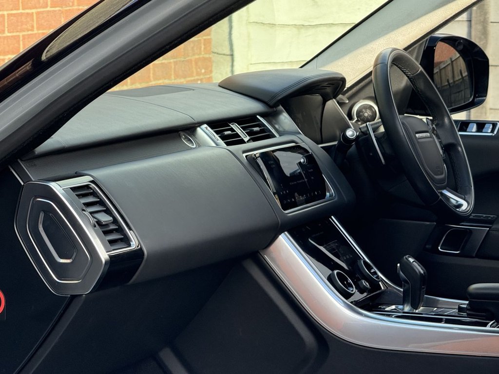 Used Land Rover Range Rover Sport 2018 for sale - 76698113: Photo 12