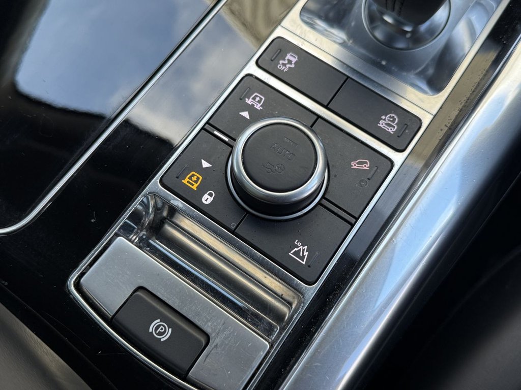 Used Land Rover Range Rover Sport 2018 for sale - 76698113: Photo 36