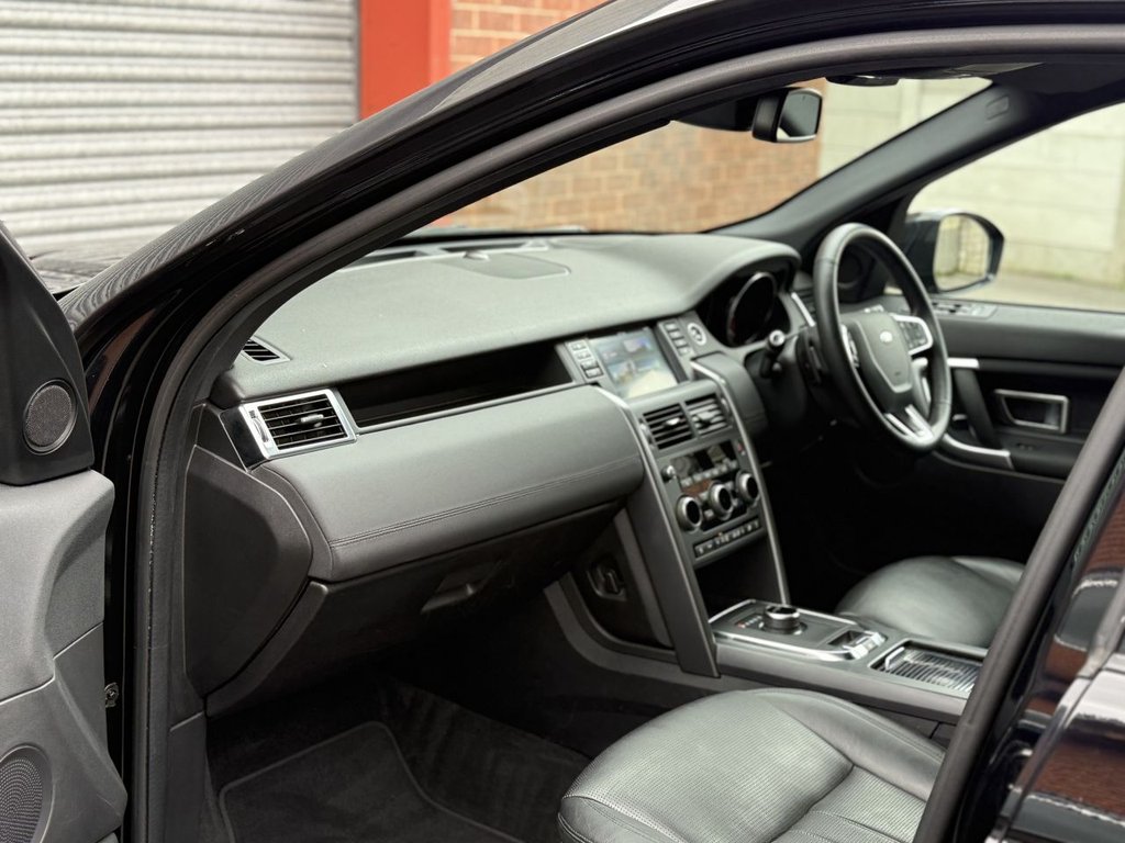 Used Land Rover Discovery Sport 2018 for sale - 78096734: Photo 12