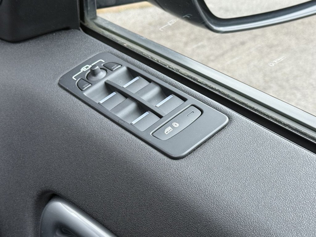 Used Land Rover Discovery Sport 2018 for sale - 78096734: Photo 37