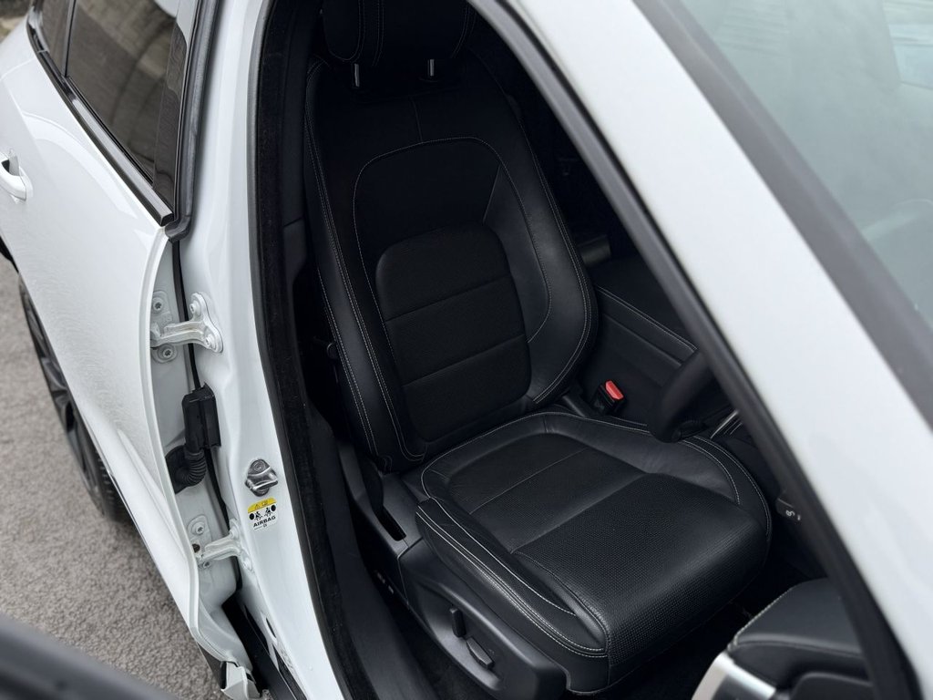 Used Jaguar F-Pace 2017 for sale - 77991048: Photo 16