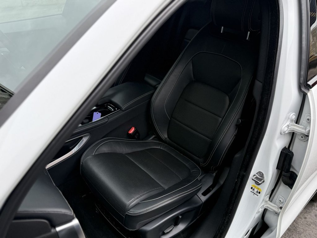 Used Jaguar F-Pace 2017 for sale - 77991048: Photo 17