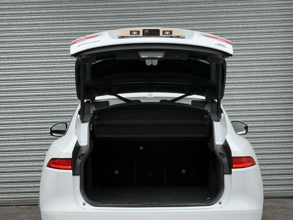 Used Jaguar F-Pace 2017 for sale - 77991048: Photo 19