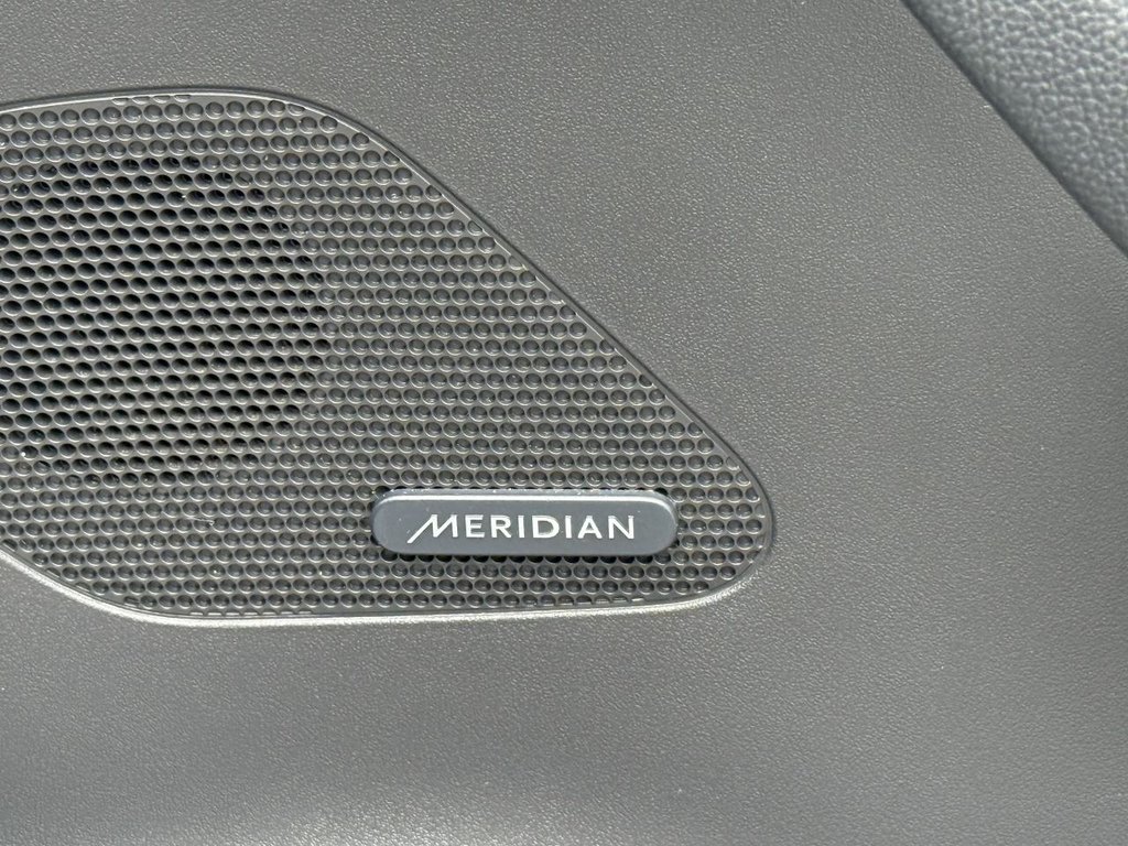 Used Jaguar F-Pace 2017 for sale - 77991048: Photo 36