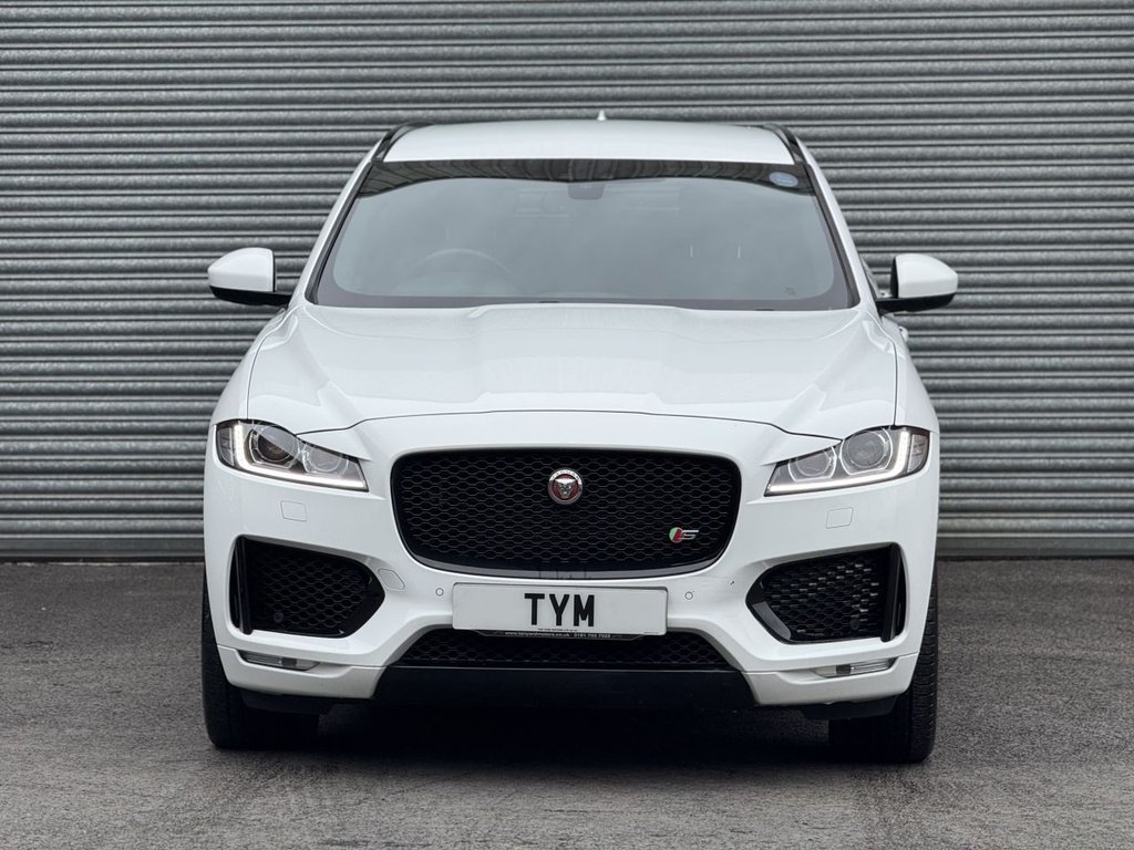 Used Jaguar F-Pace 2017 for sale - 77991048: Photo 5