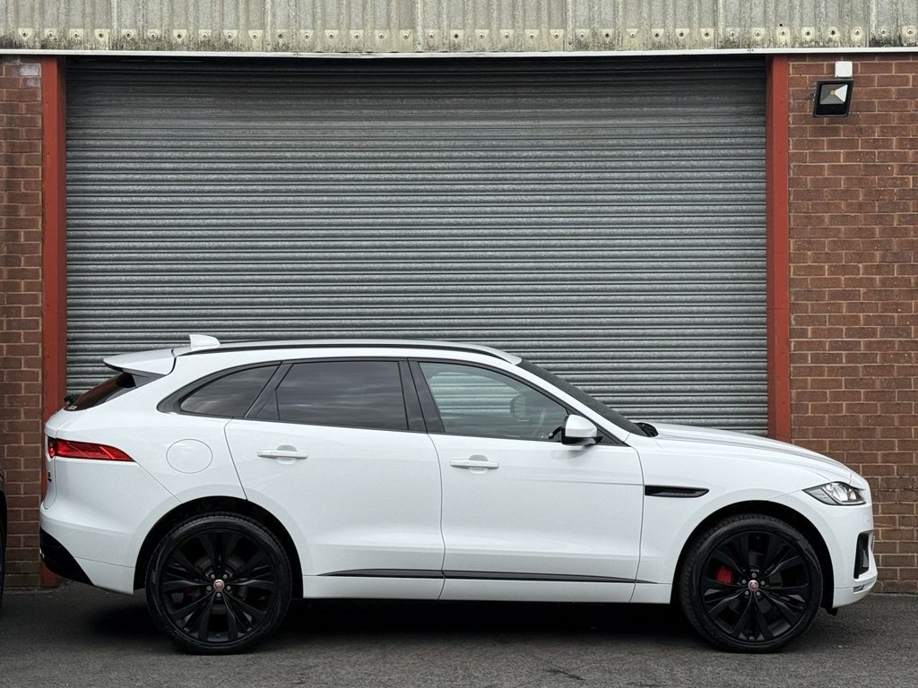 Used Jaguar F-Pace 2017 for sale - 77991048: Photo 9
