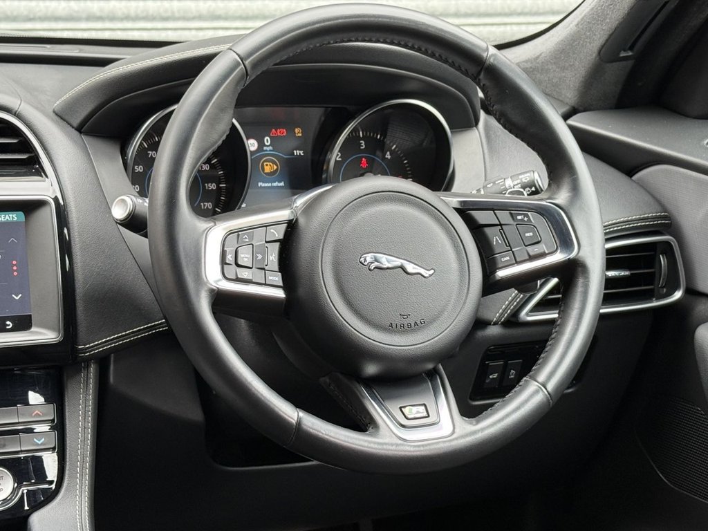 Used Jaguar F-Pace 2018 for sale - 77226576: Photo 26