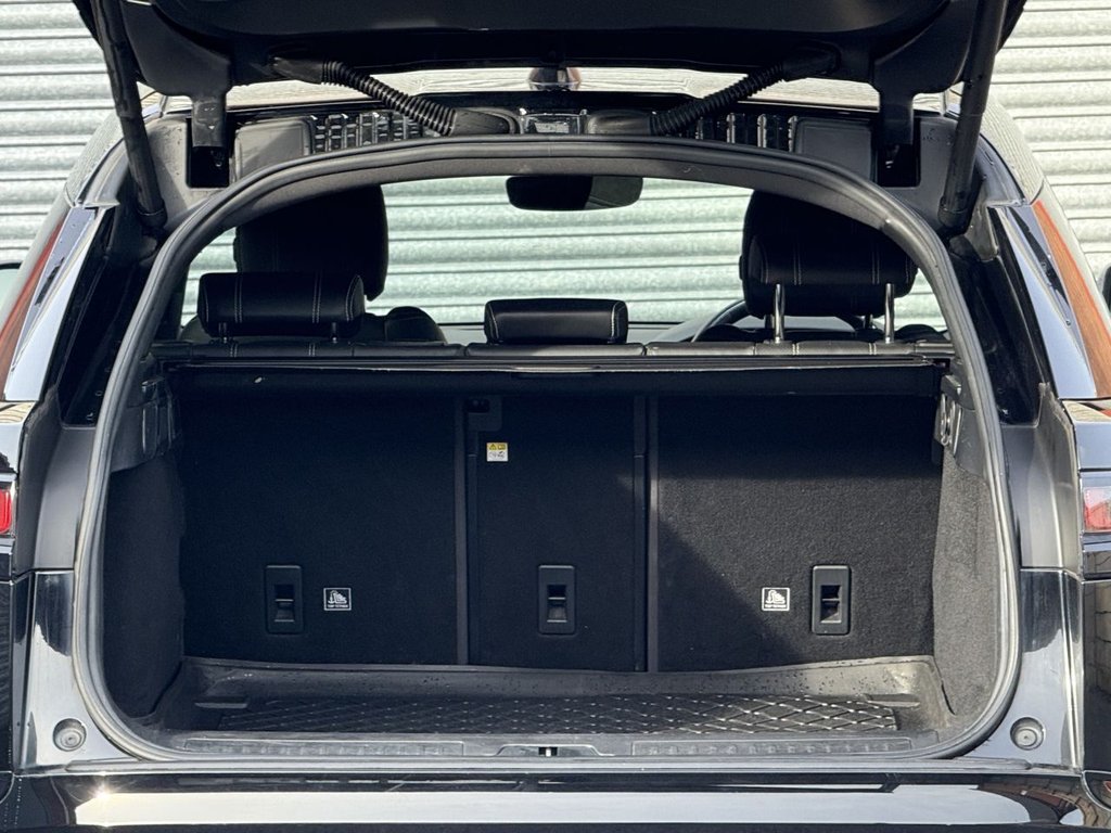 Used Land Rover Range Rover Velar 2018 for sale - 77557746: Photo 17