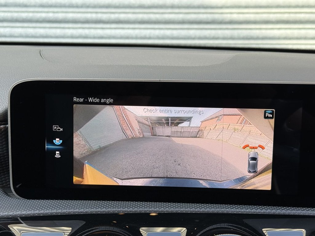 Used Mercedes-Benz A-Class 2018 for sale - 76698285: Photo 34