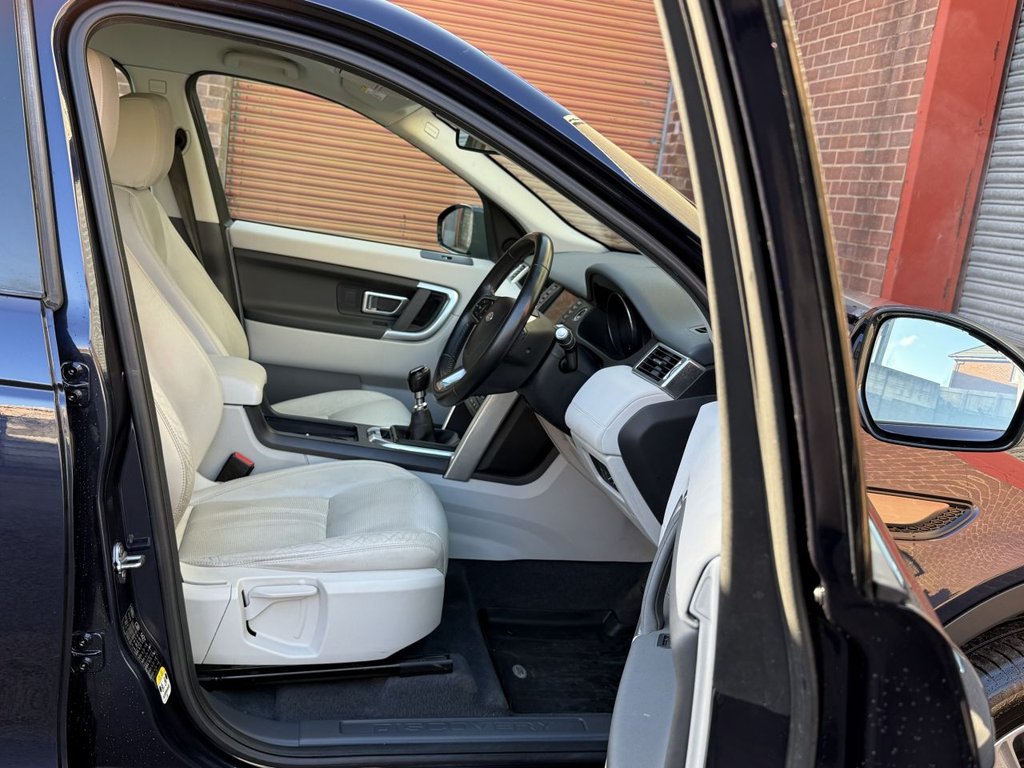 Used Land Rover Discovery Sport 2015 for sale - 76698171: Photo 20