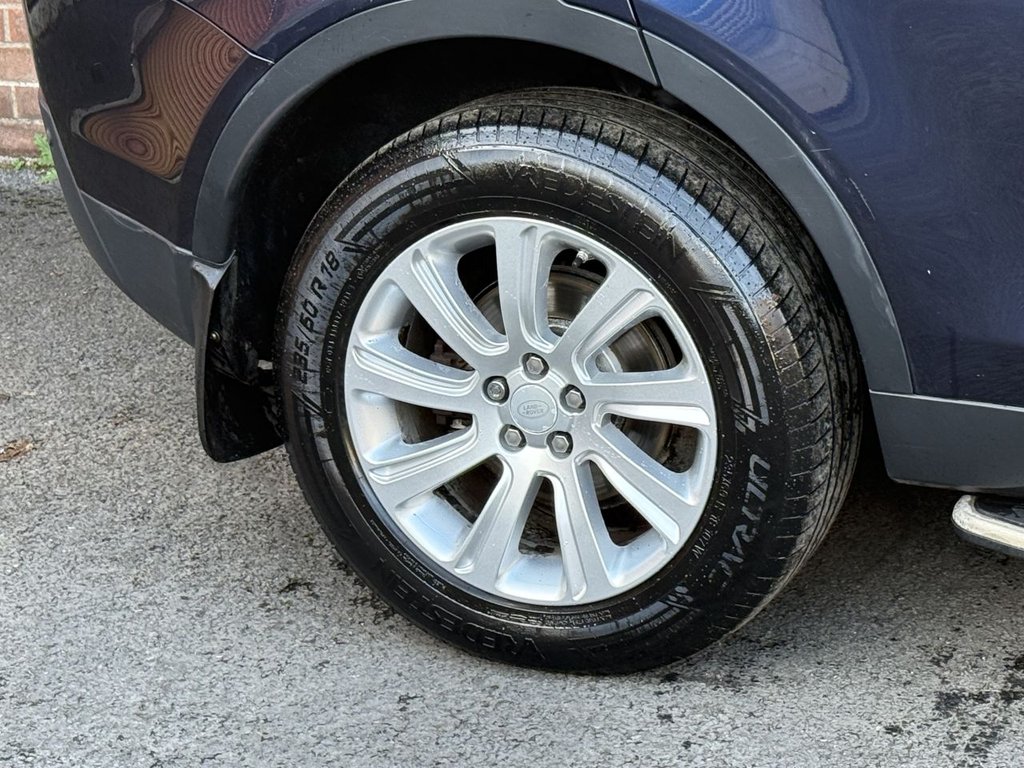 Used Land Rover Discovery Sport 2015 for sale - 76698171: Photo 25