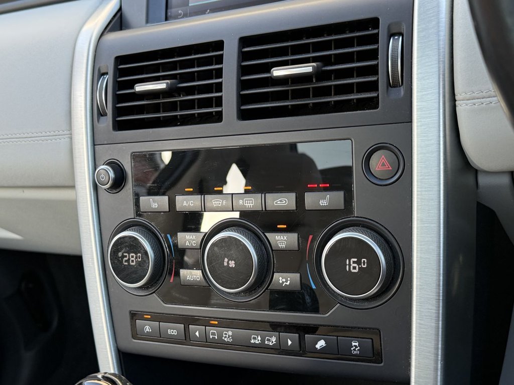 Used Land Rover Discovery Sport 2015 for sale - 76698171: Photo 33