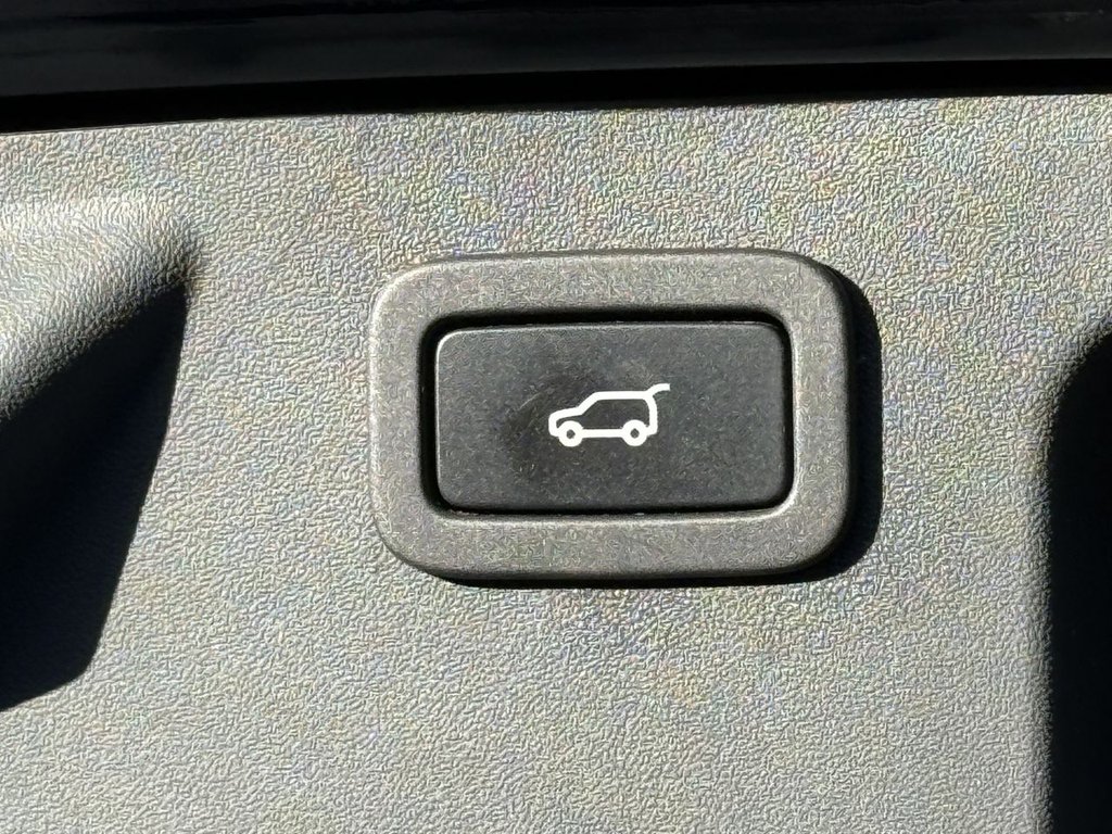 Used Land Rover Discovery Sport 2015 for sale - 76698171: Photo 37