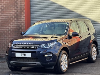Used Land Rover Discovery Sport 2015 for sale - 76698171: Photo