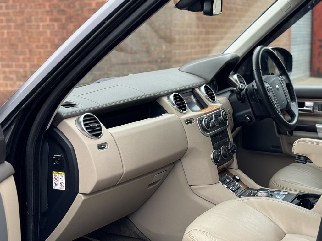 Used Land Rover Discovery 2015 for sale - 77188113: Photo 18