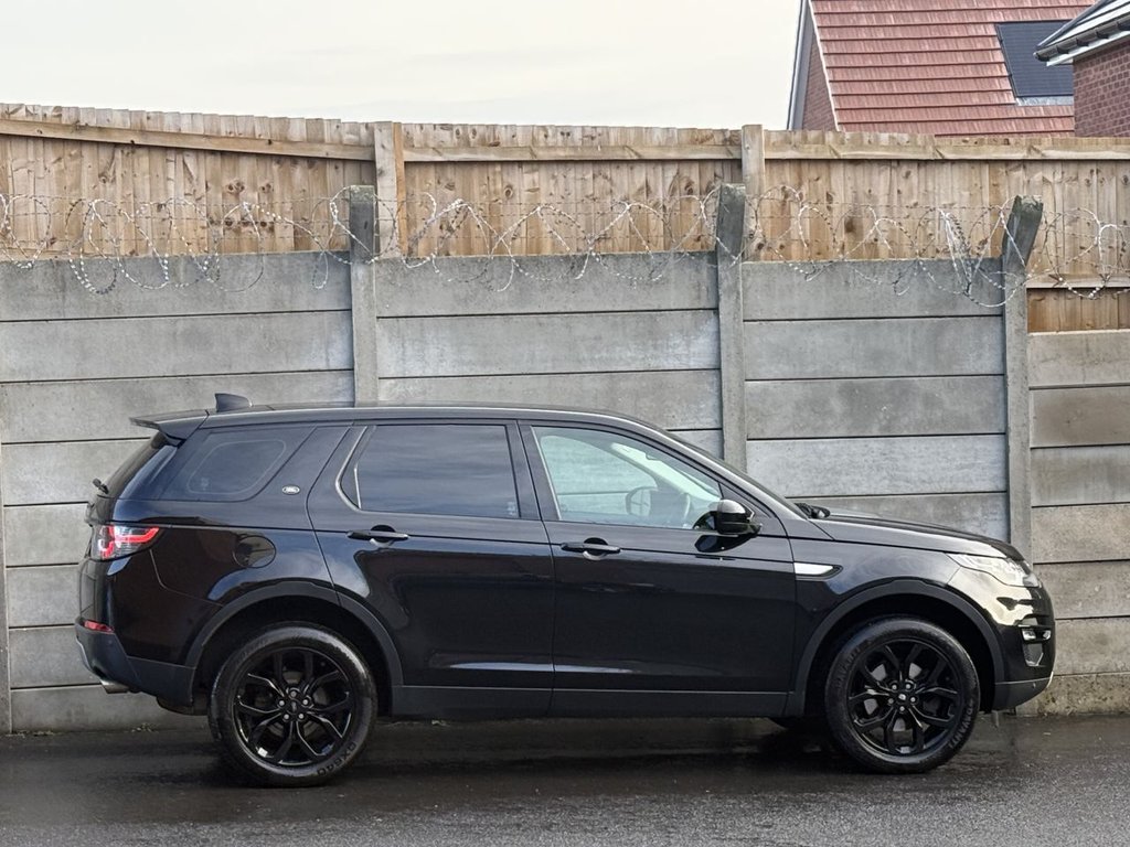 Used Land Rover Discovery Sport 2017 for sale - 77212554: Photo 12