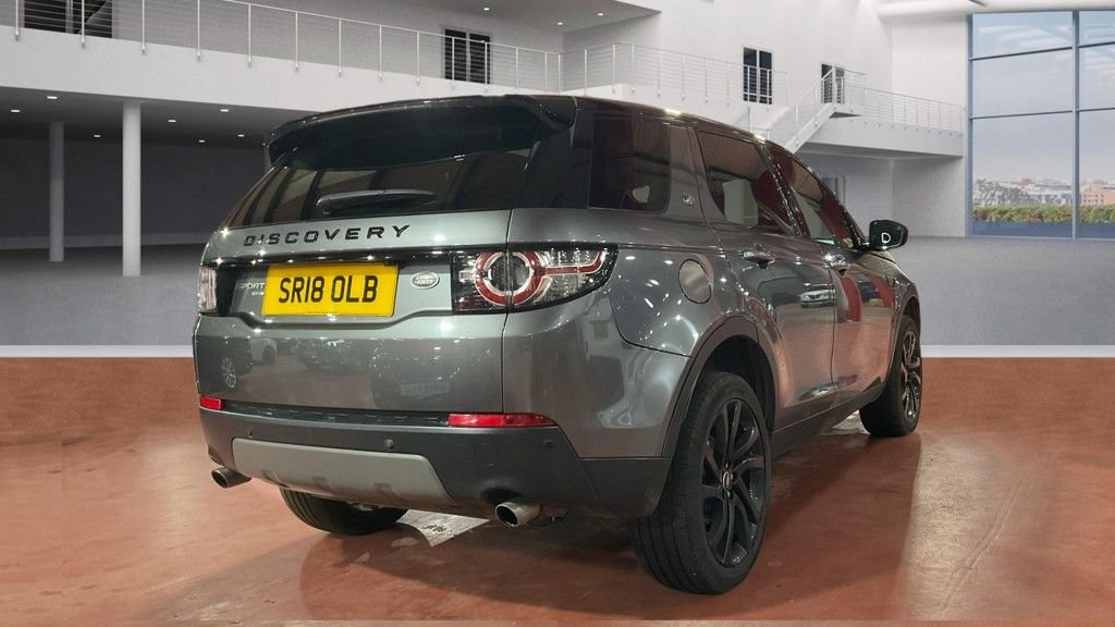 Used Land Rover Discovery Sport 2018 for sale - 78030120: Photo 4