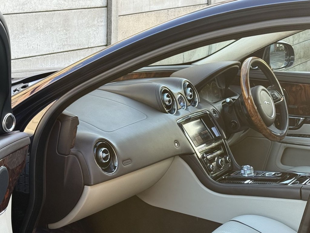 Used Jaguar XJ 2013 for sale - 77133254: Photo 12